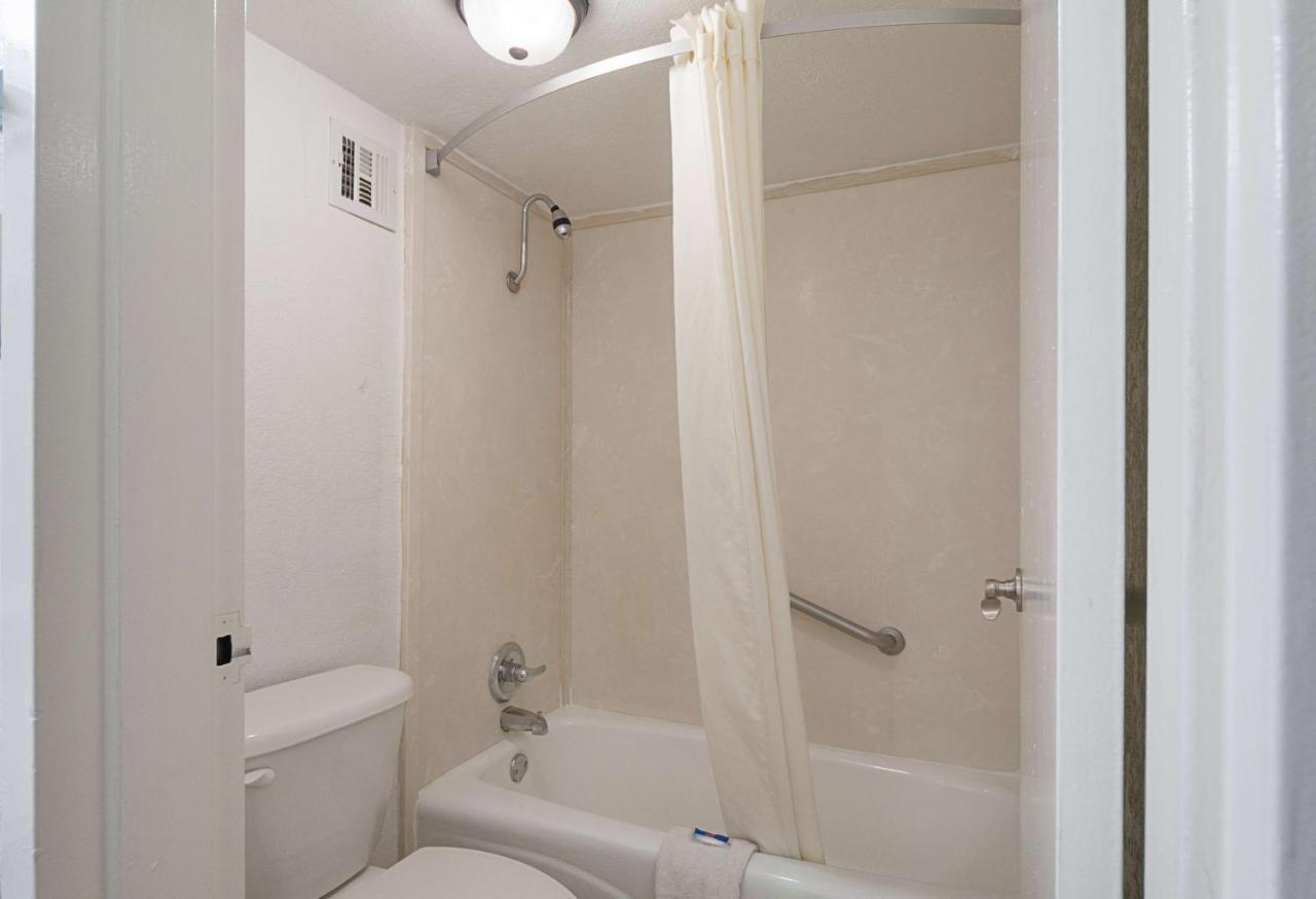 Motel 6 San Antonio Tx I10 West מראה חיצוני תמונה