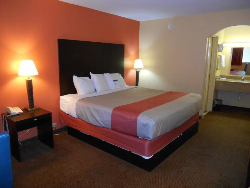 Motel 6 San Antonio Tx I10 West מראה חיצוני תמונה