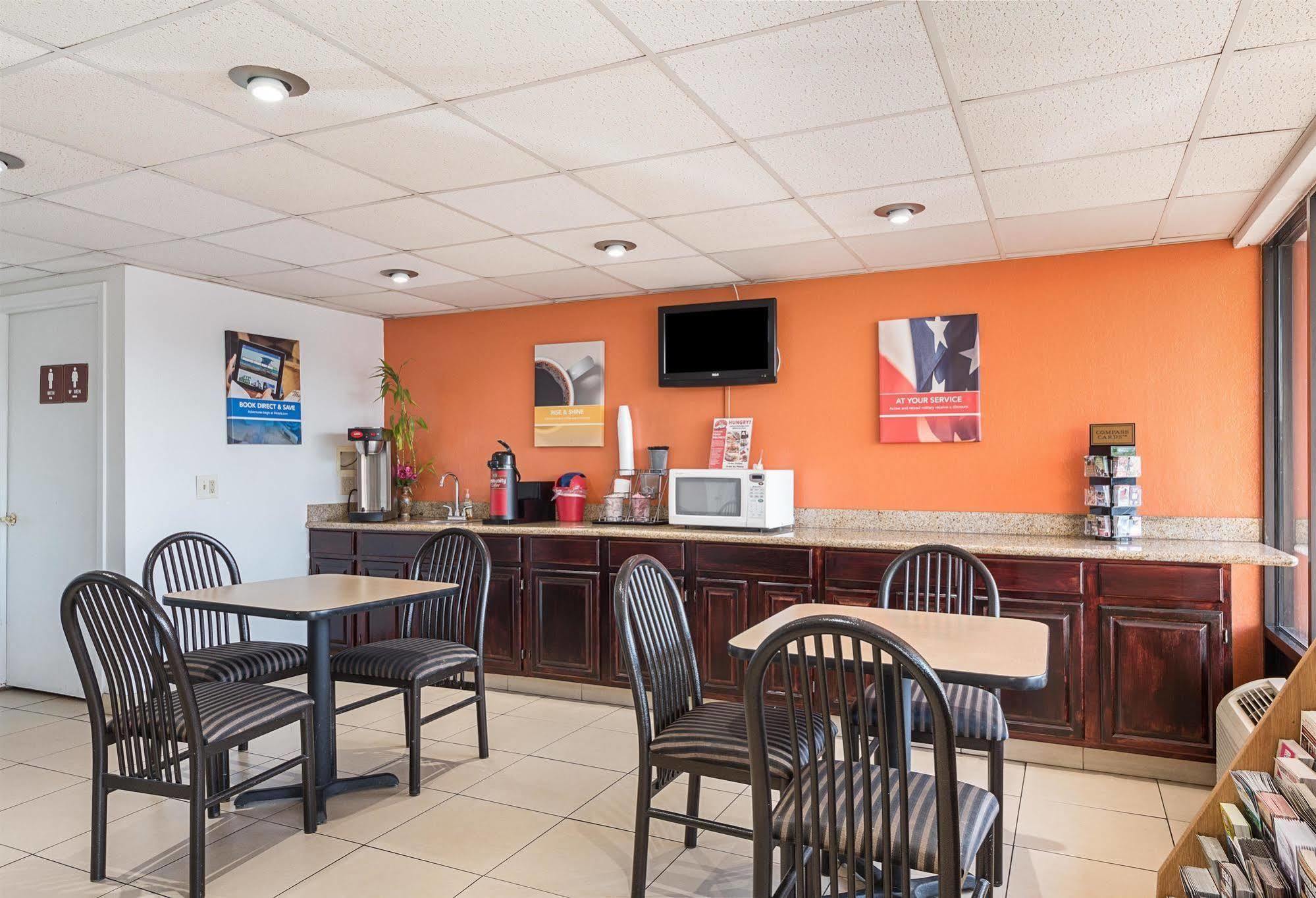 Motel 6 San Antonio Tx I10 West מראה חיצוני תמונה